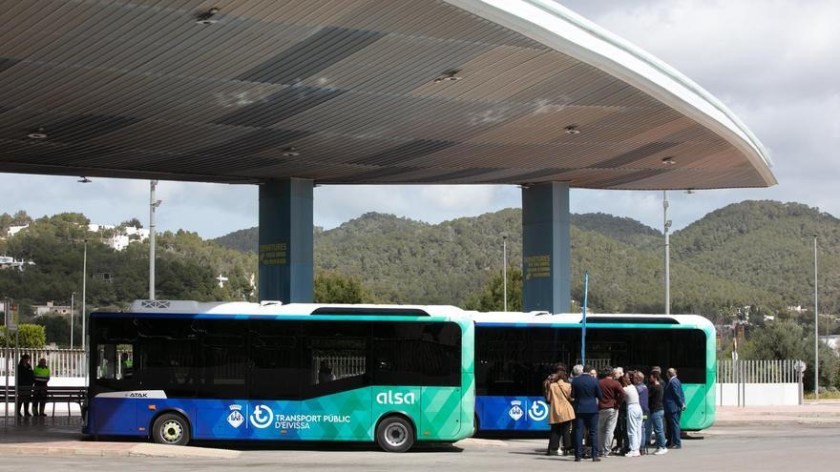 Ibiza’s Bus Revolution Is FINALLY Here – MAN IN SAN AN by Martin Makepeace
